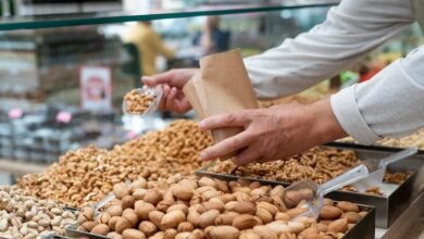 do broker need license to sell almonds